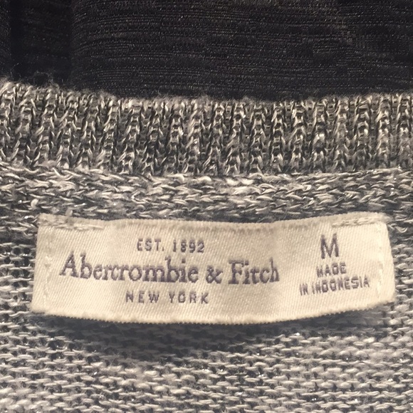 Gray shimmer long sleeve - Picture 3 of 3